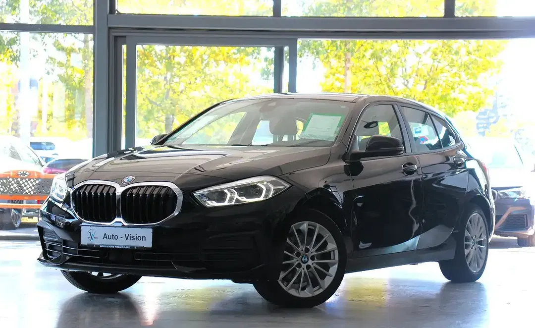 BMW 118 - Thumbnail 1