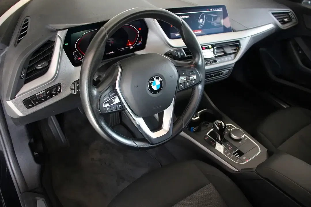 BMW 118 - Thumbnail 10