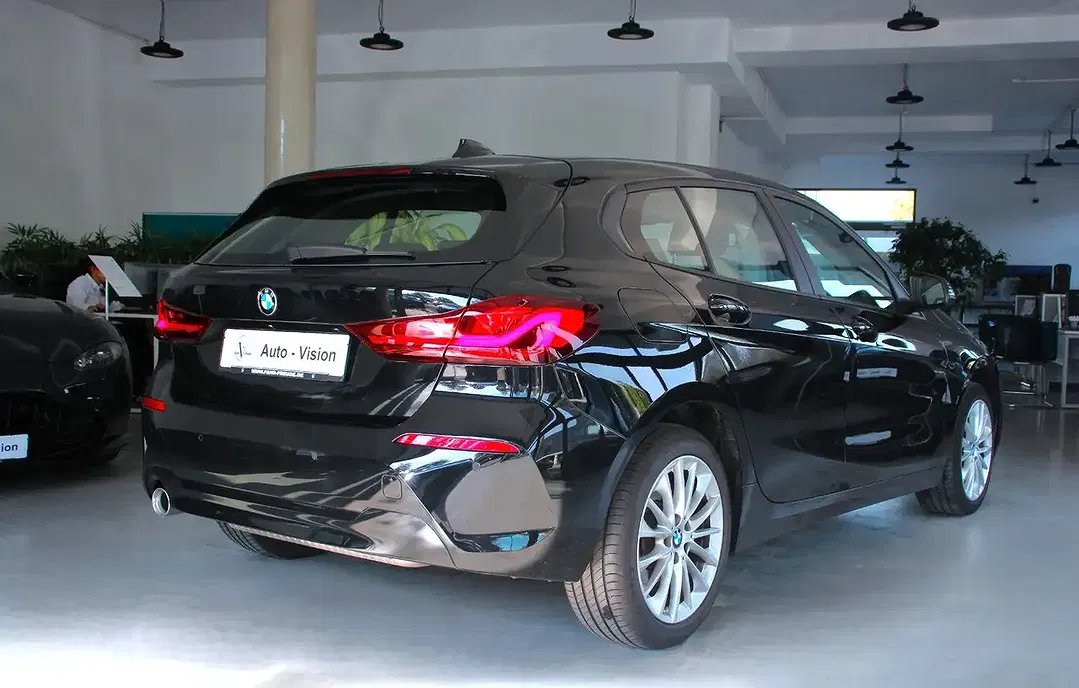 BMW 118 - Thumbnail 6