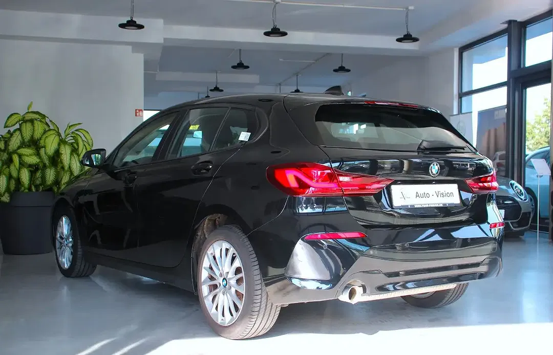 BMW 118 - Thumbnail 8