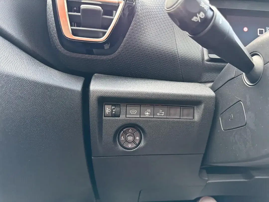 Citroen C4 - Thumbnail 17