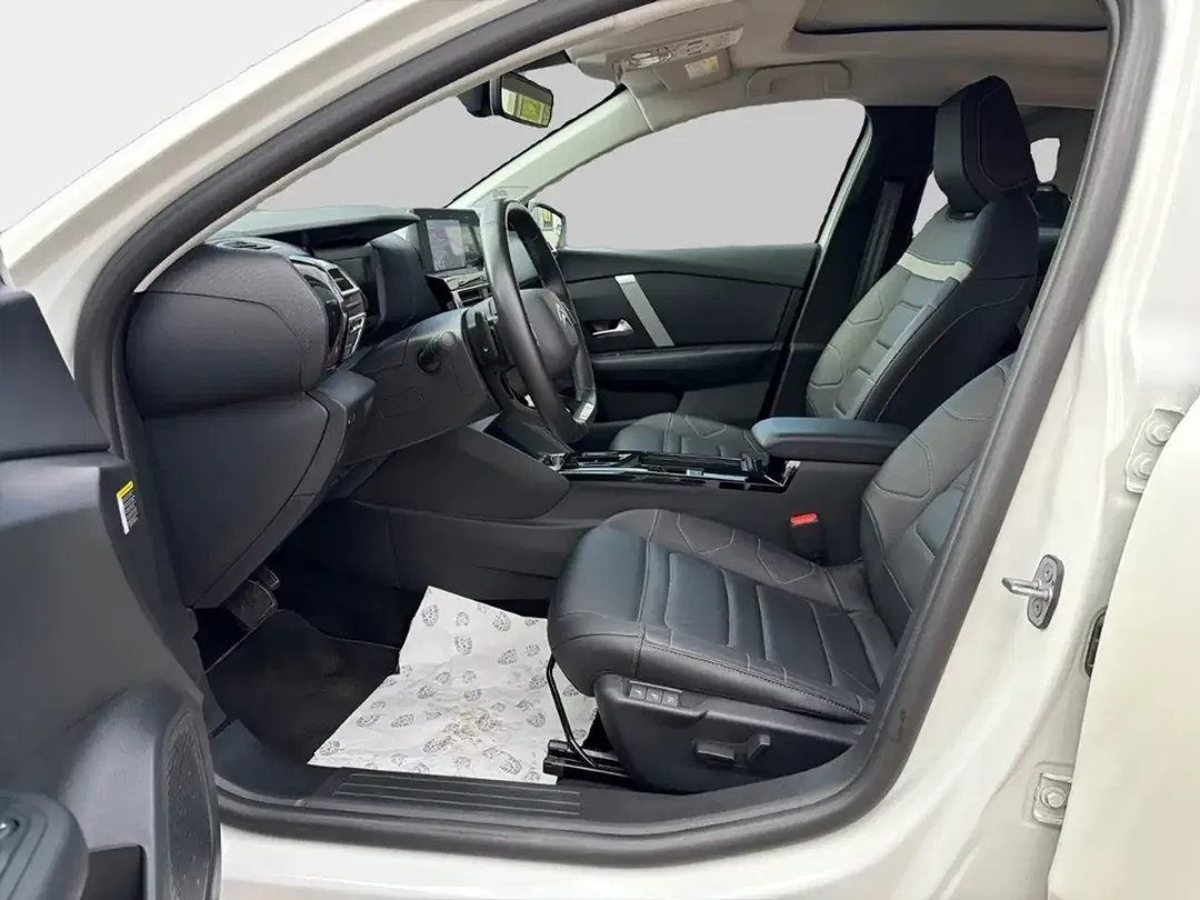 Citroen C4 - Thumbnail 9