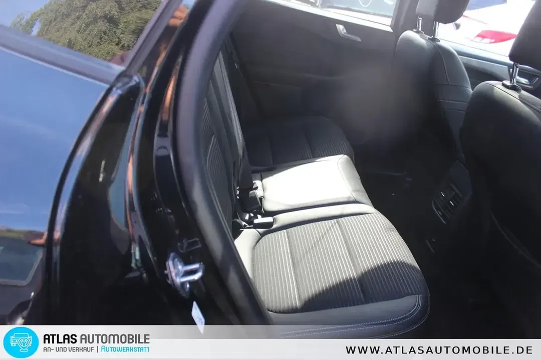 Ford Kuga - Thumbnail 10