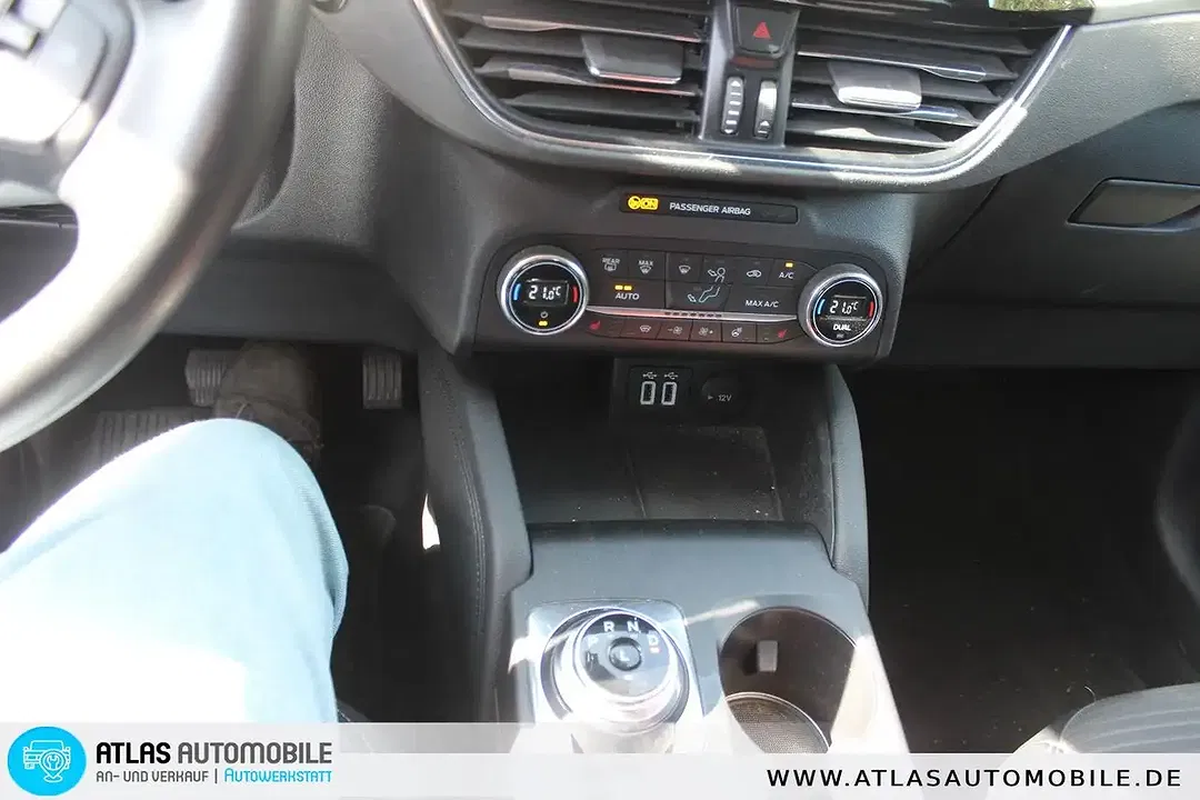 Ford Kuga - Thumbnail 9