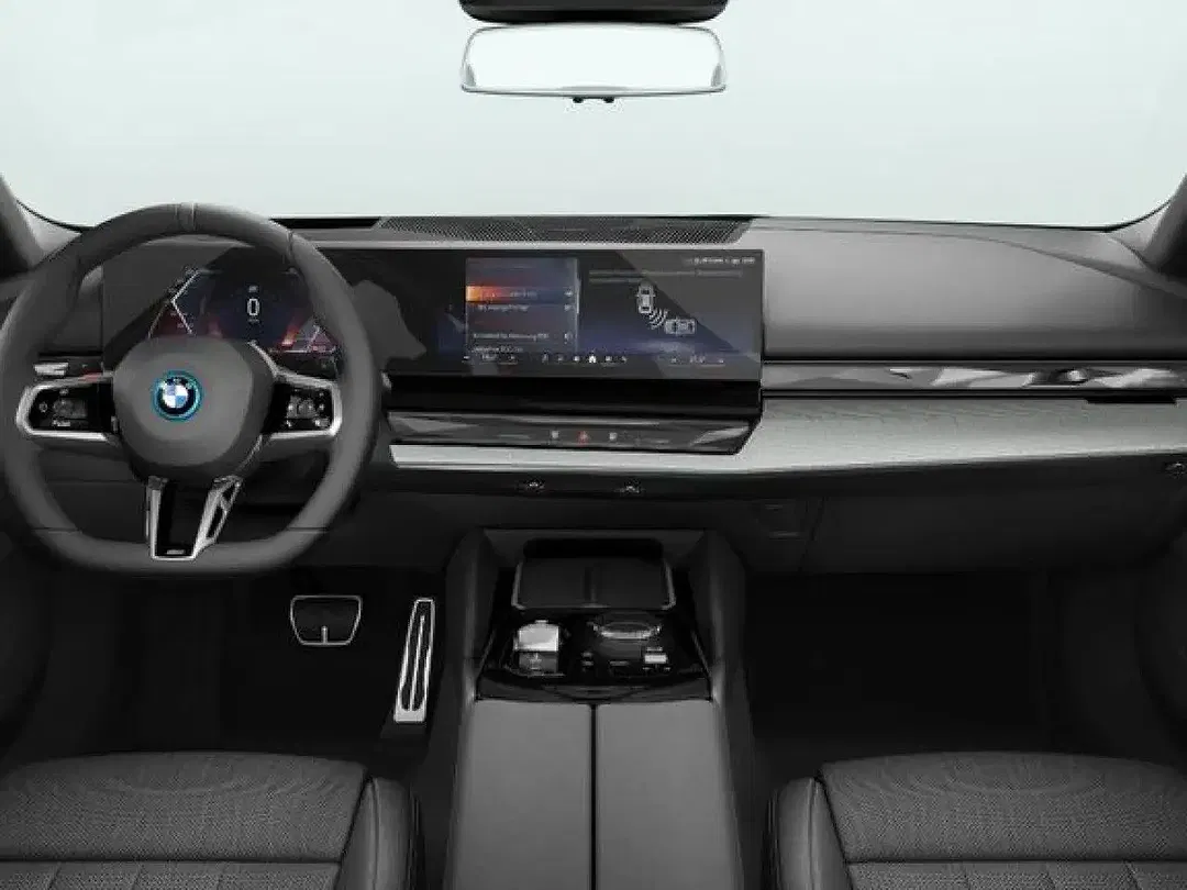 BMW 550 - Thumbnail 4