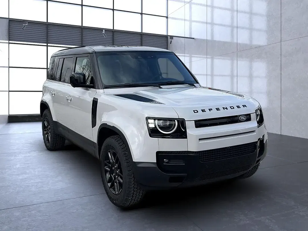 Land Rover Defender - Thumbnail 5