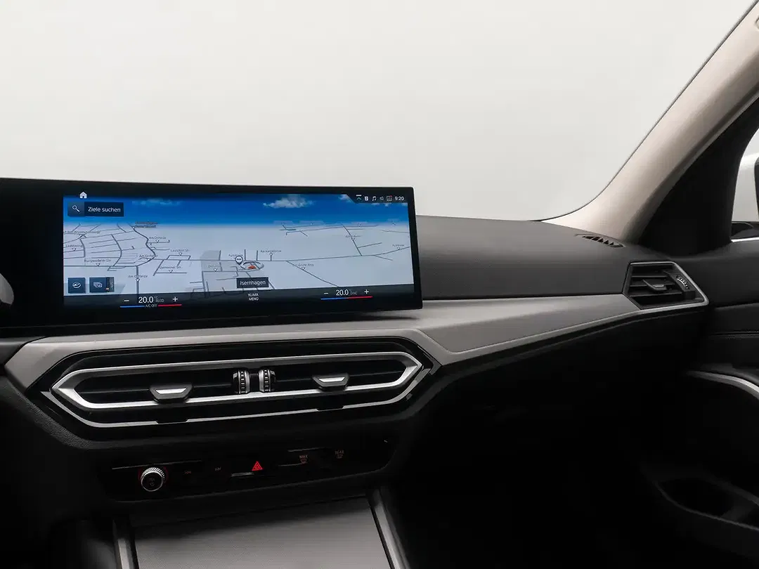 BMW 320 - Thumbnail 23