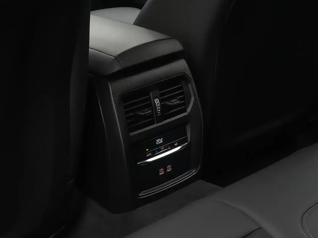 BMW 320 - Thumbnail 29