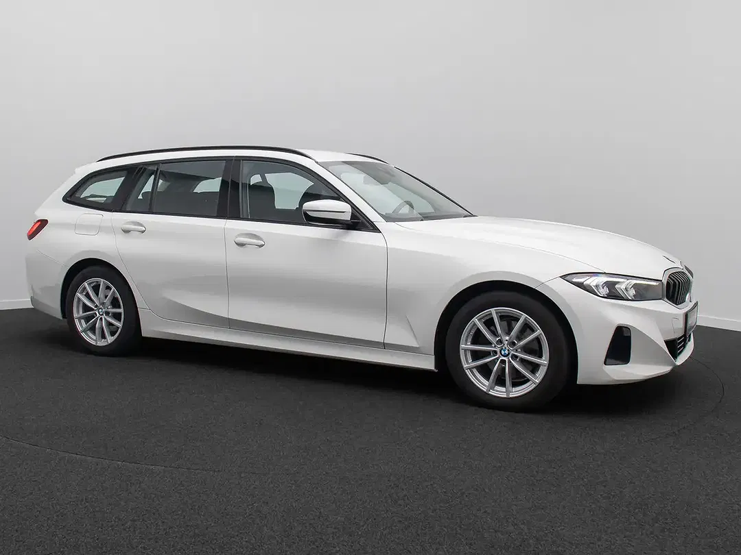 BMW 320 - Thumbnail 4