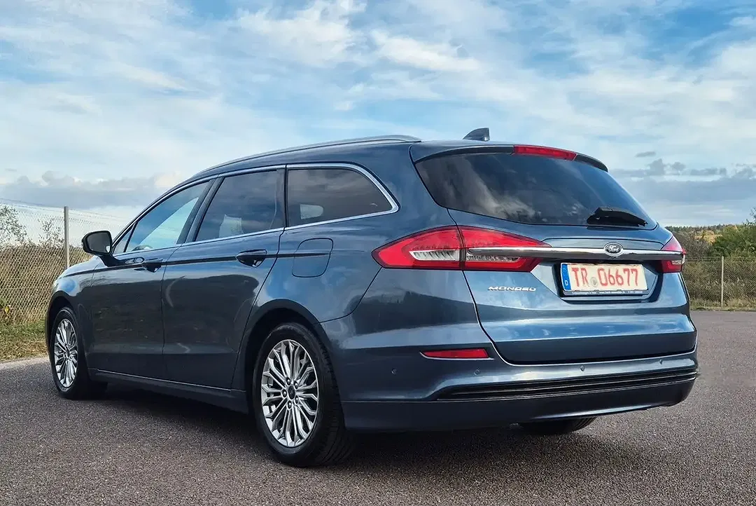 Ford Mondeo - Thumbnail 3
