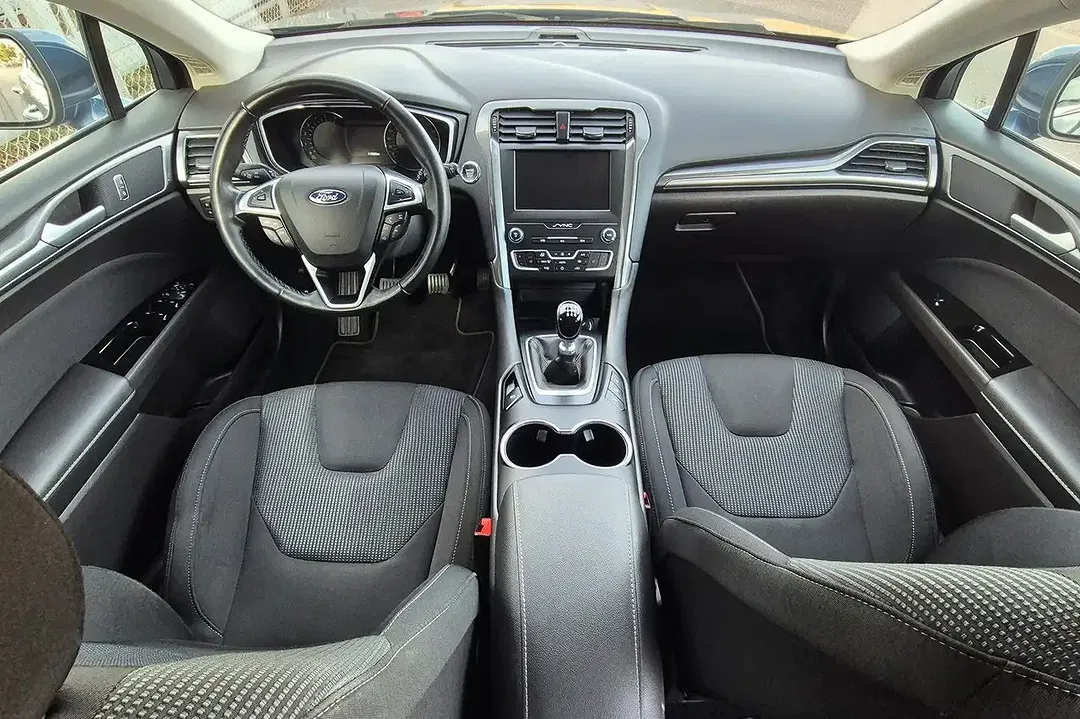 Ford Mondeo - Thumbnail 9