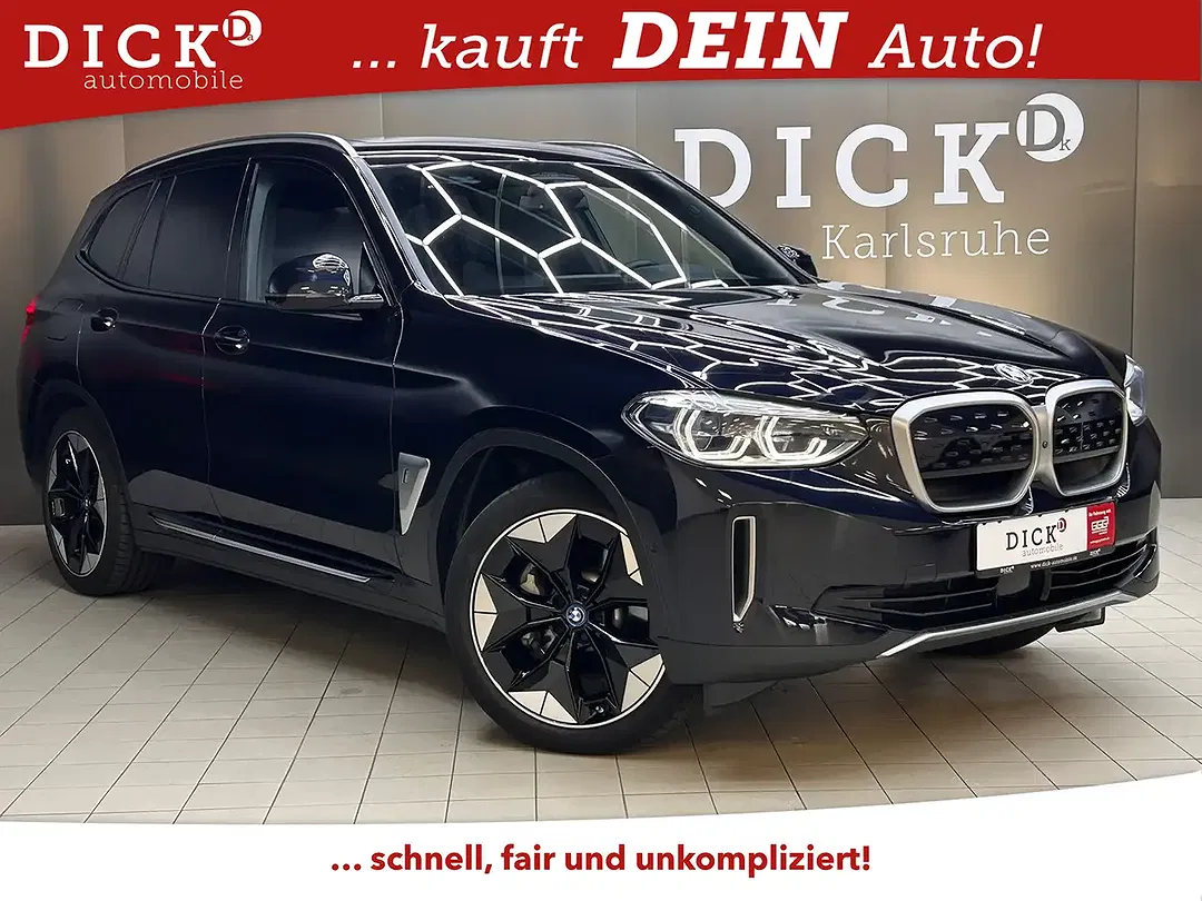 BMW X3 - Thumbnail 1