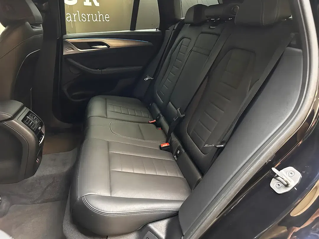 BMW X3 - Thumbnail 10