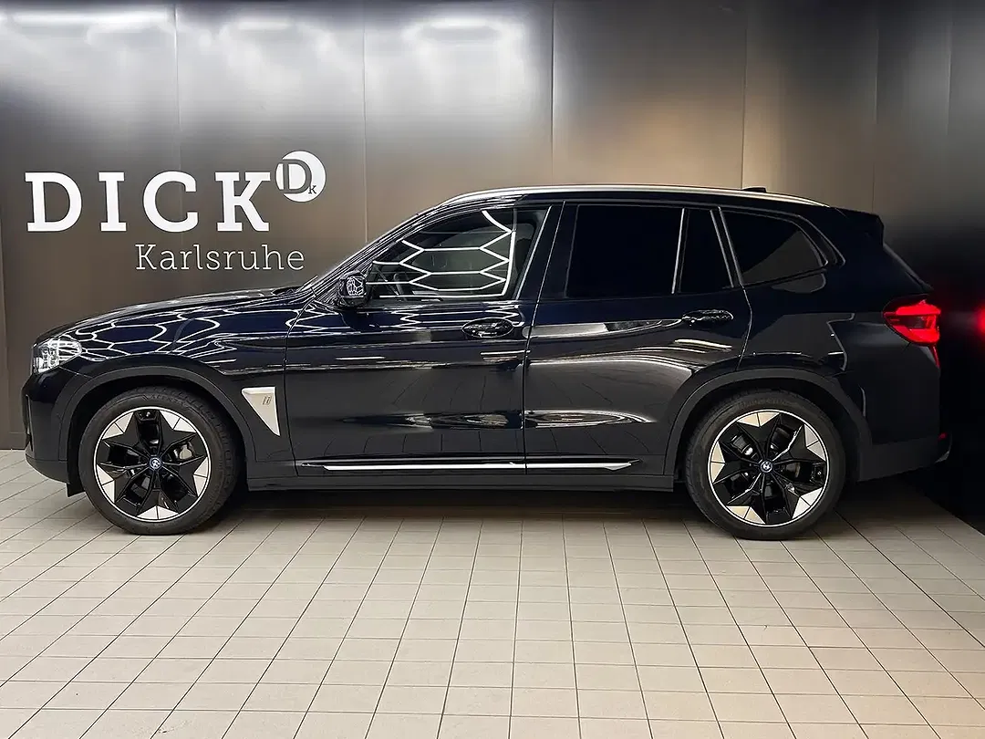 BMW X3 - Thumbnail 4
