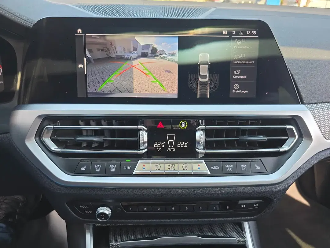 BMW 330 - Thumbnail 13