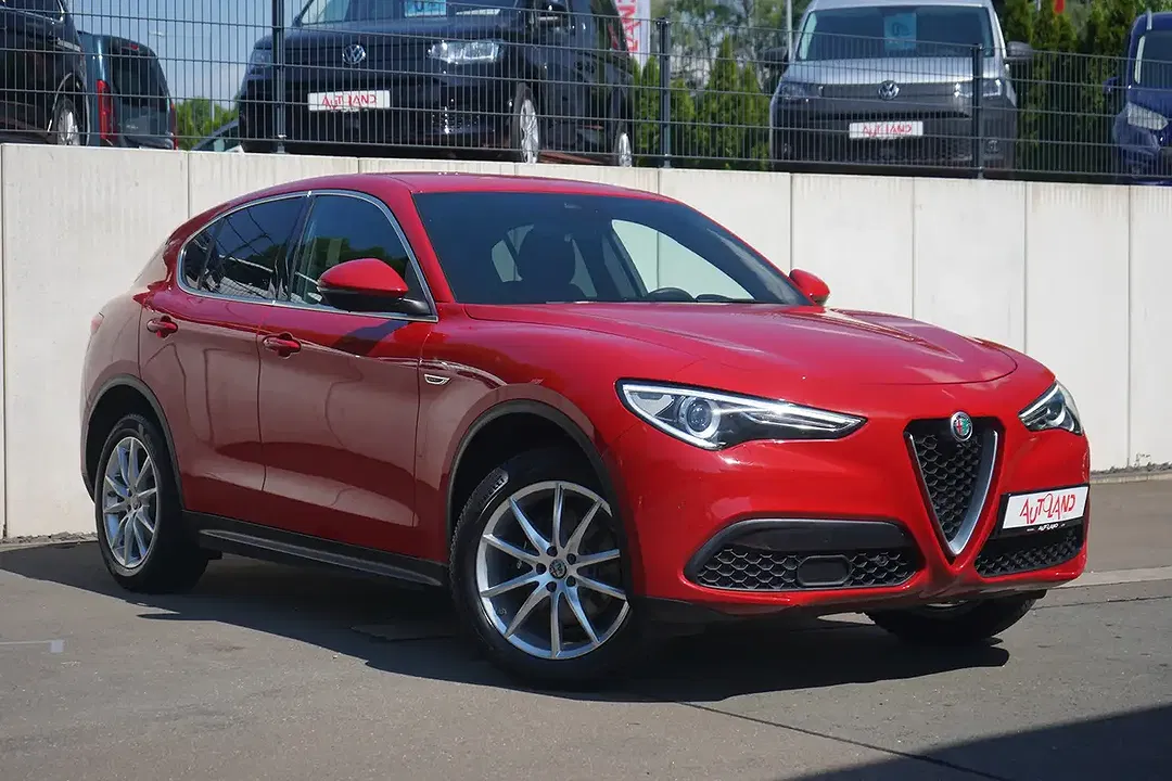 Alfa Romeo Stelvio - Thumbnail 6