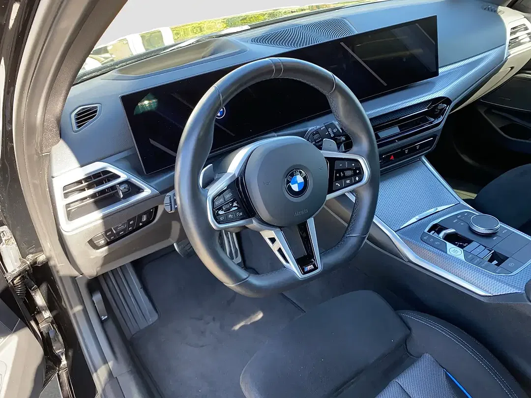 BMW 320 - Thumbnail 11