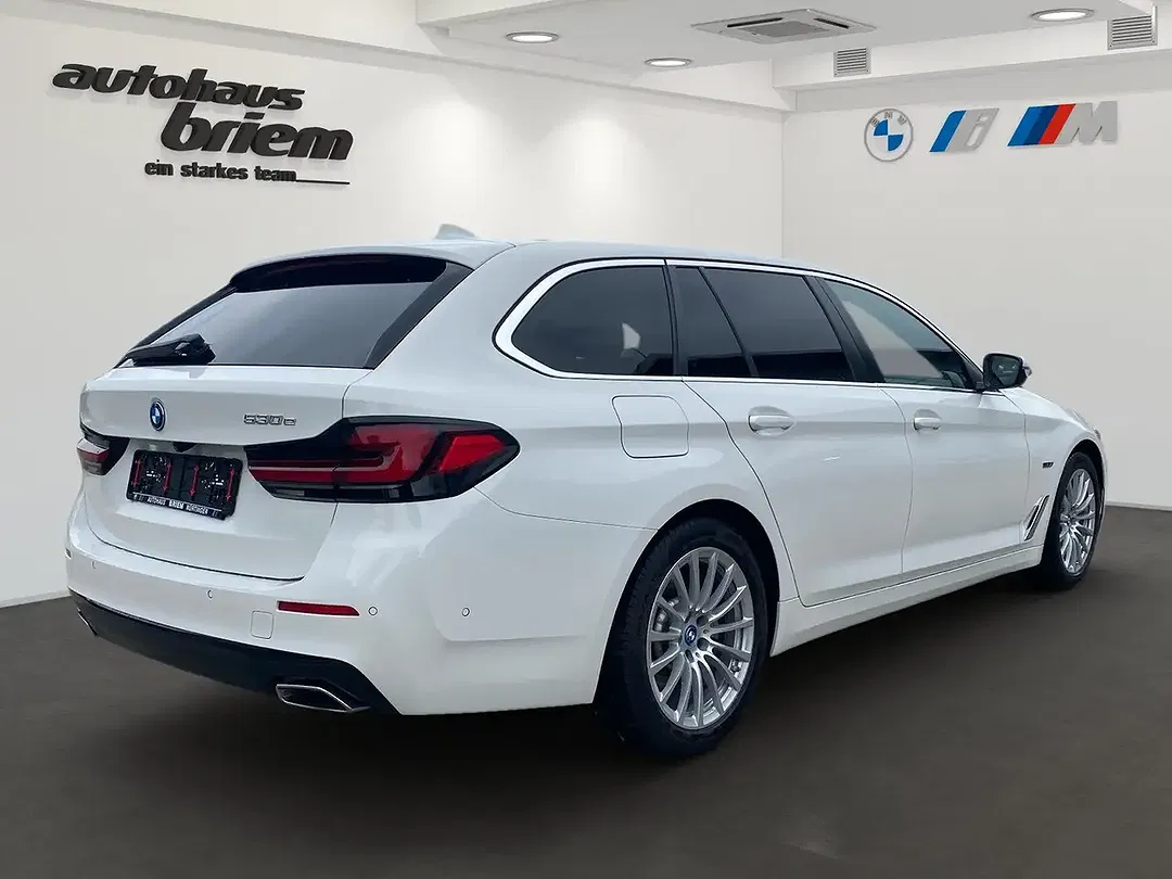 BMW 530 - Thumbnail 3