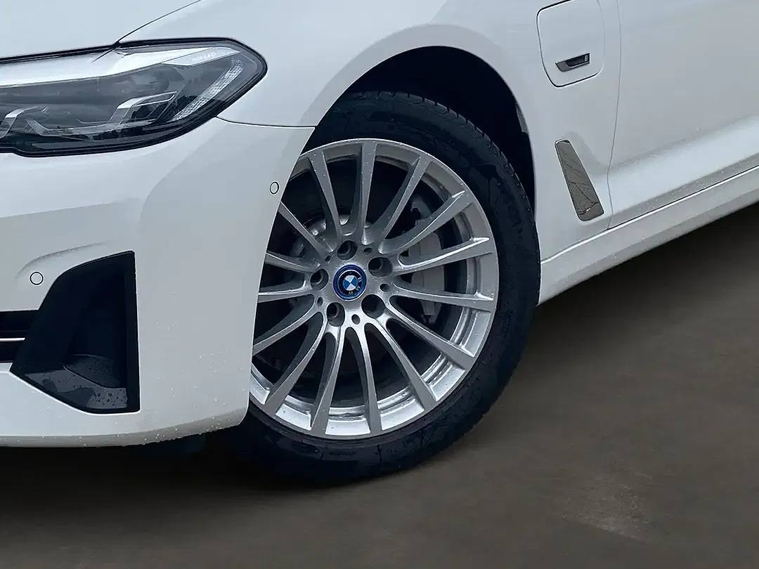 BMW 530 - Thumbnail 6