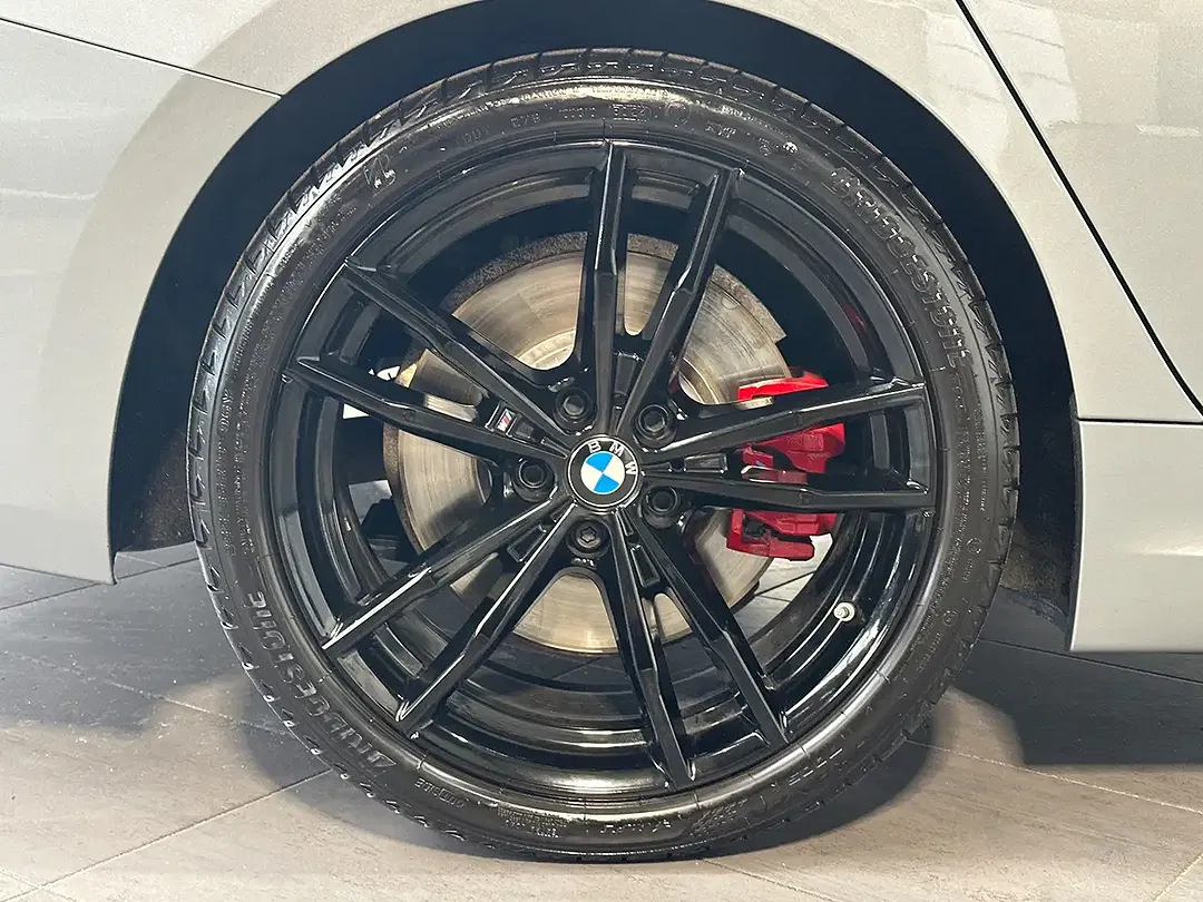 BMW 330 - Thumbnail 3