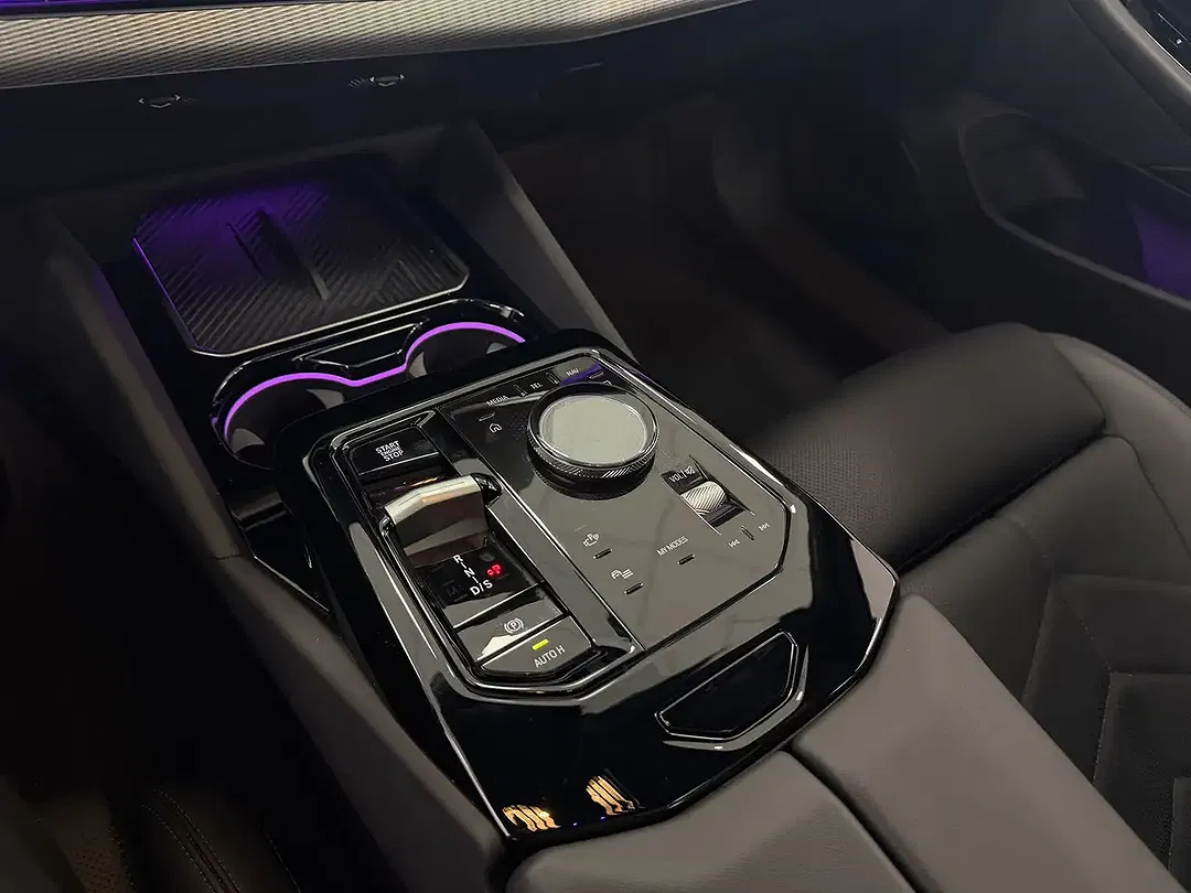 BMW 550 - Thumbnail 15