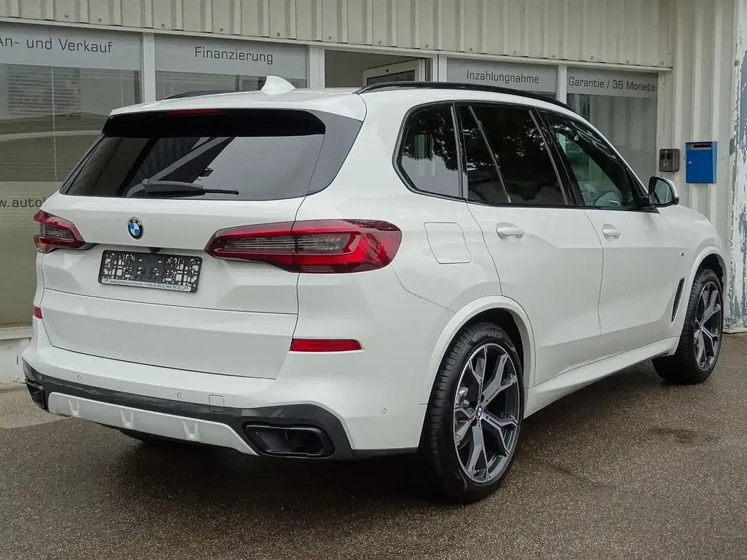BMW X5 - Thumbnail 6