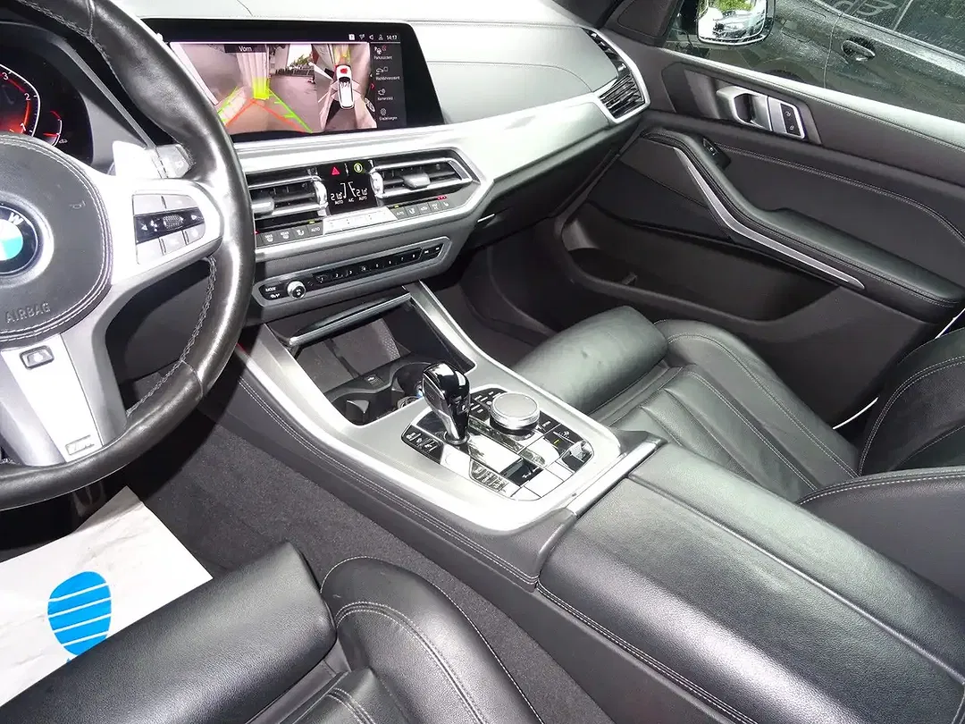BMW X5 - Thumbnail 9
