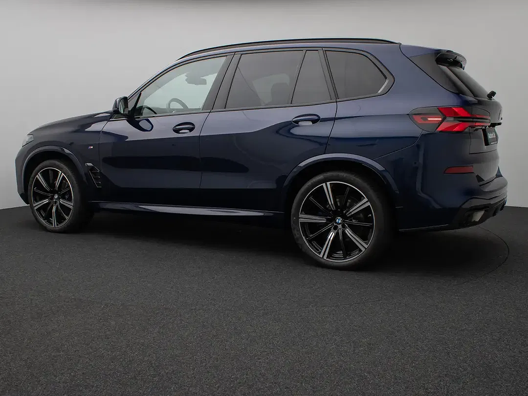 BMW X5 - Thumbnail 10