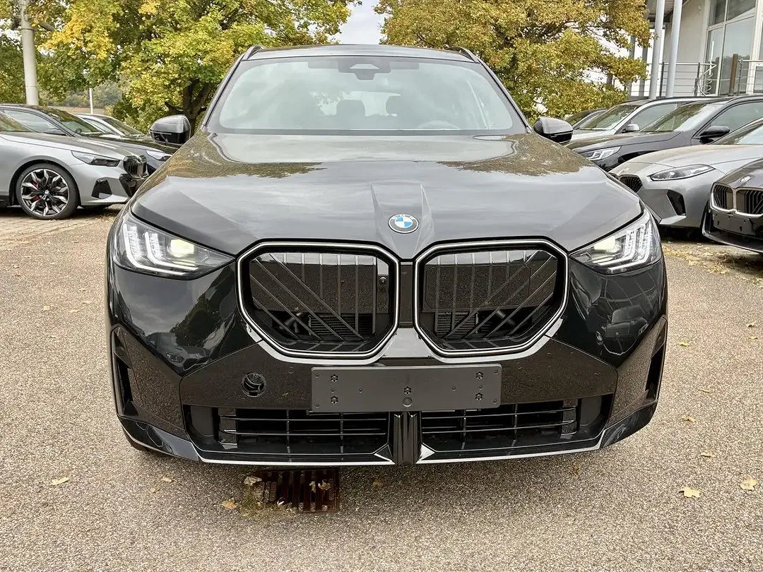 BMW X3 - Thumbnail 3