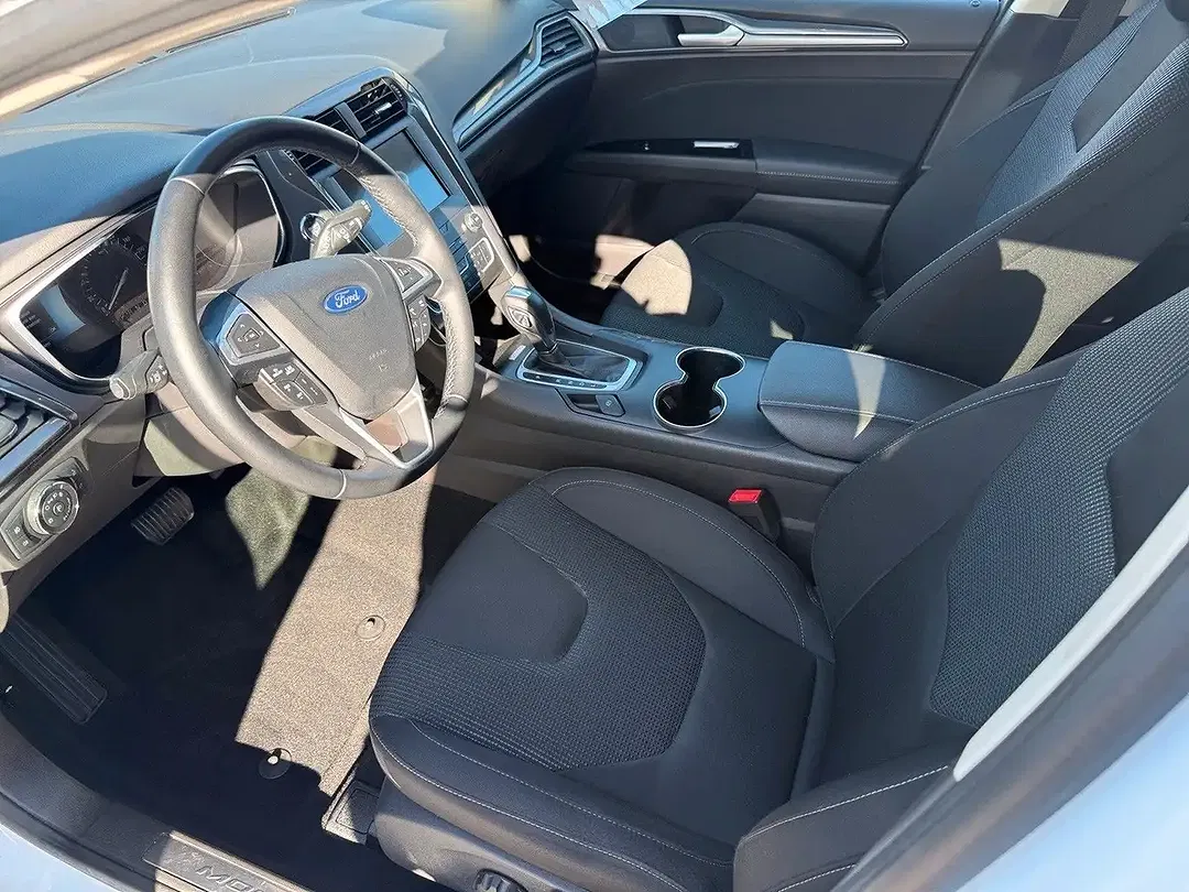 Ford Mondeo - Thumbnail 9