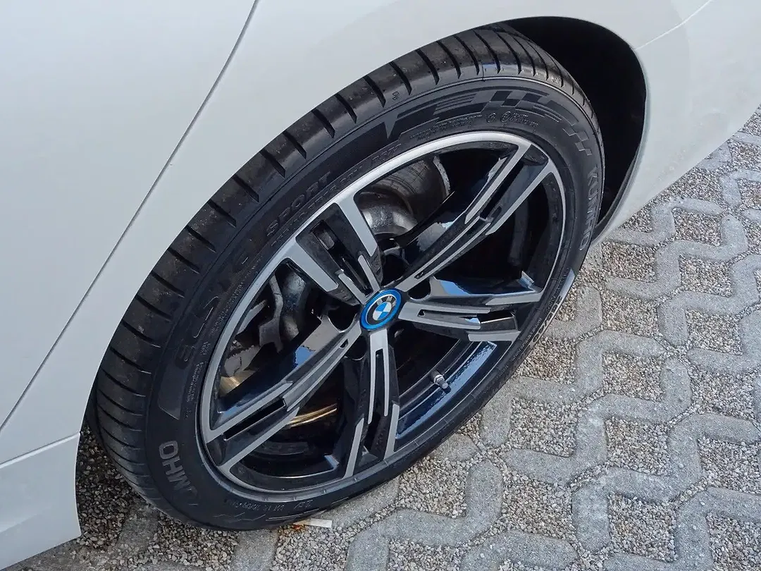 BMW 320 - Thumbnail 17