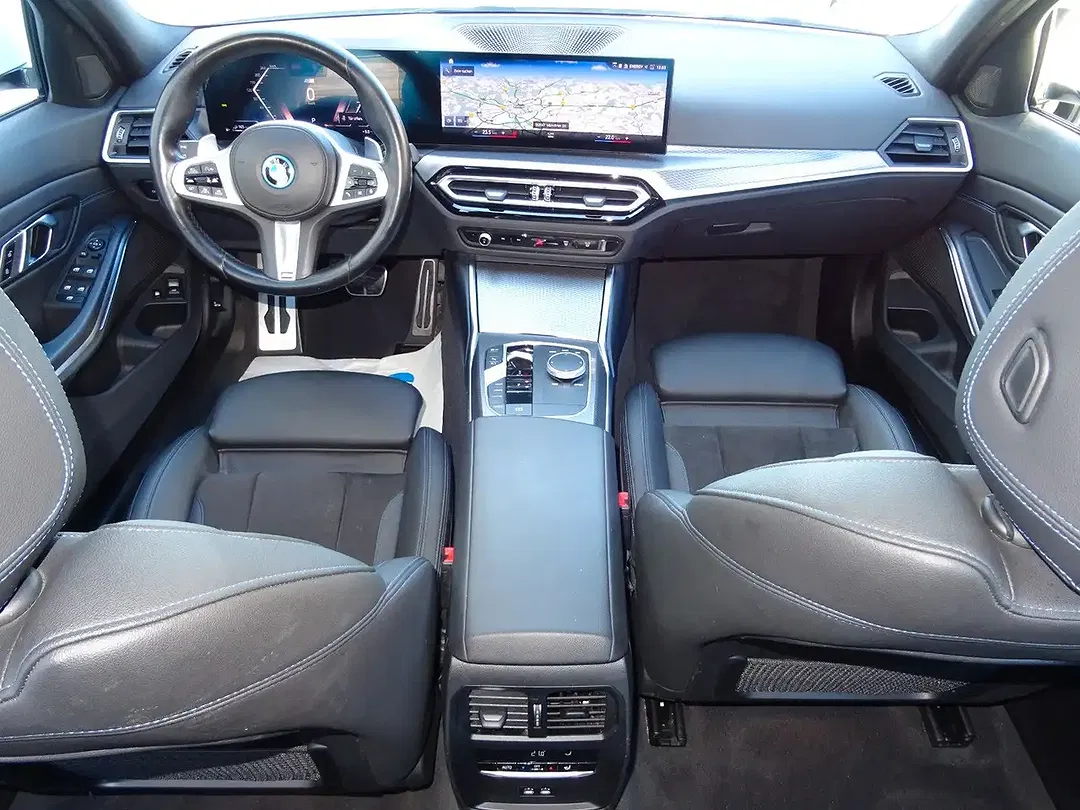 BMW 320 - Thumbnail 7