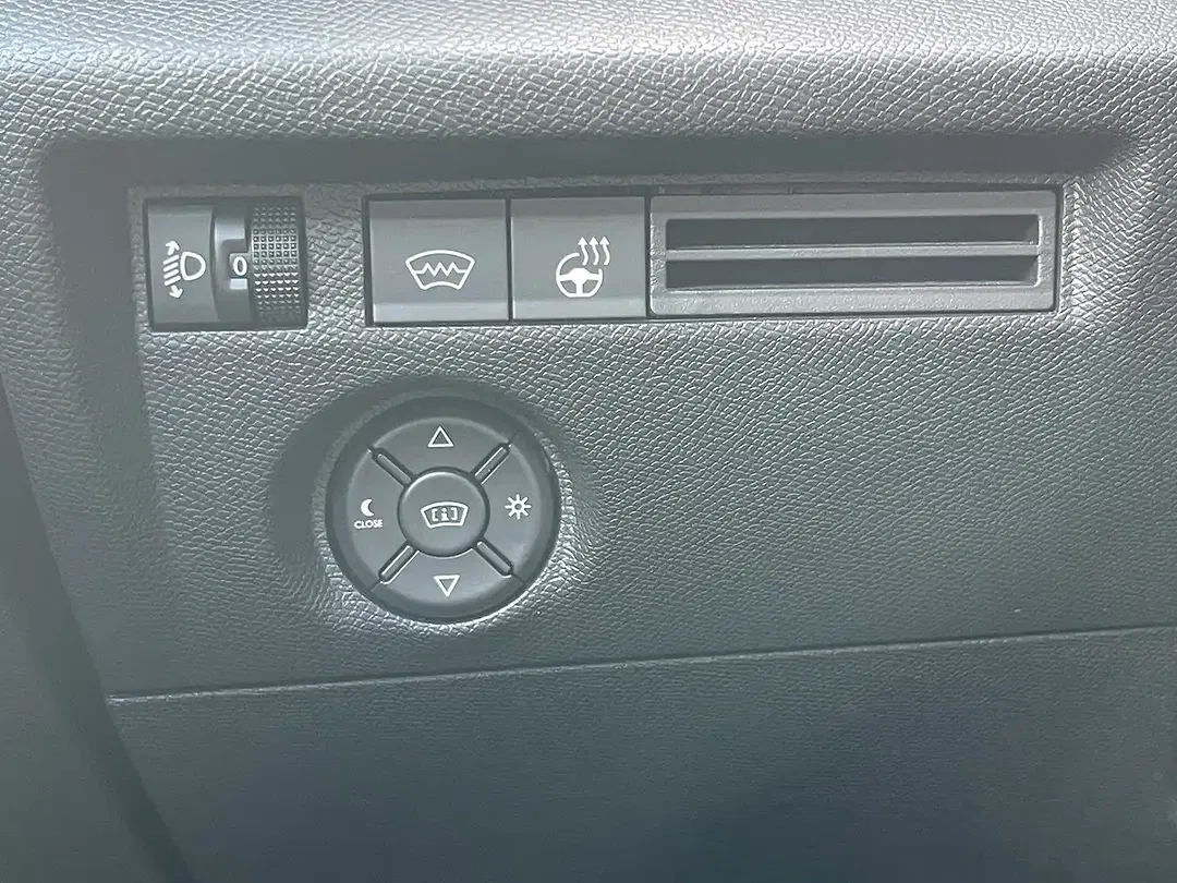 Citroen C4 - Thumbnail 23