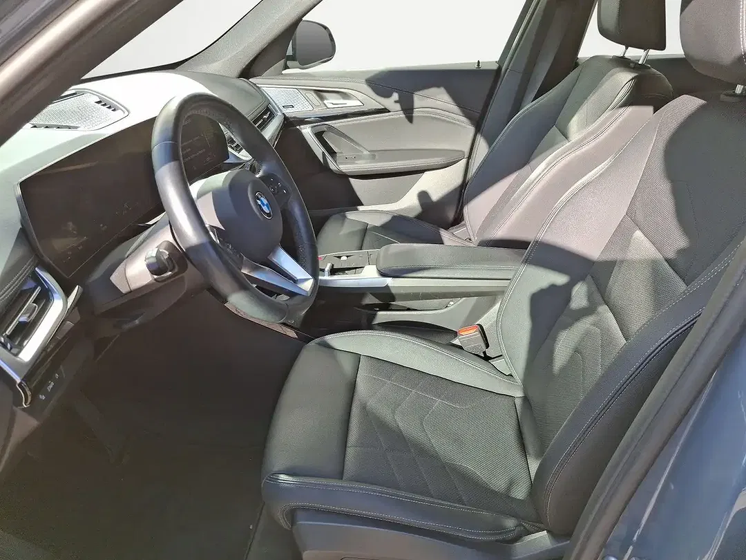 BMW X1 - Thumbnail 10