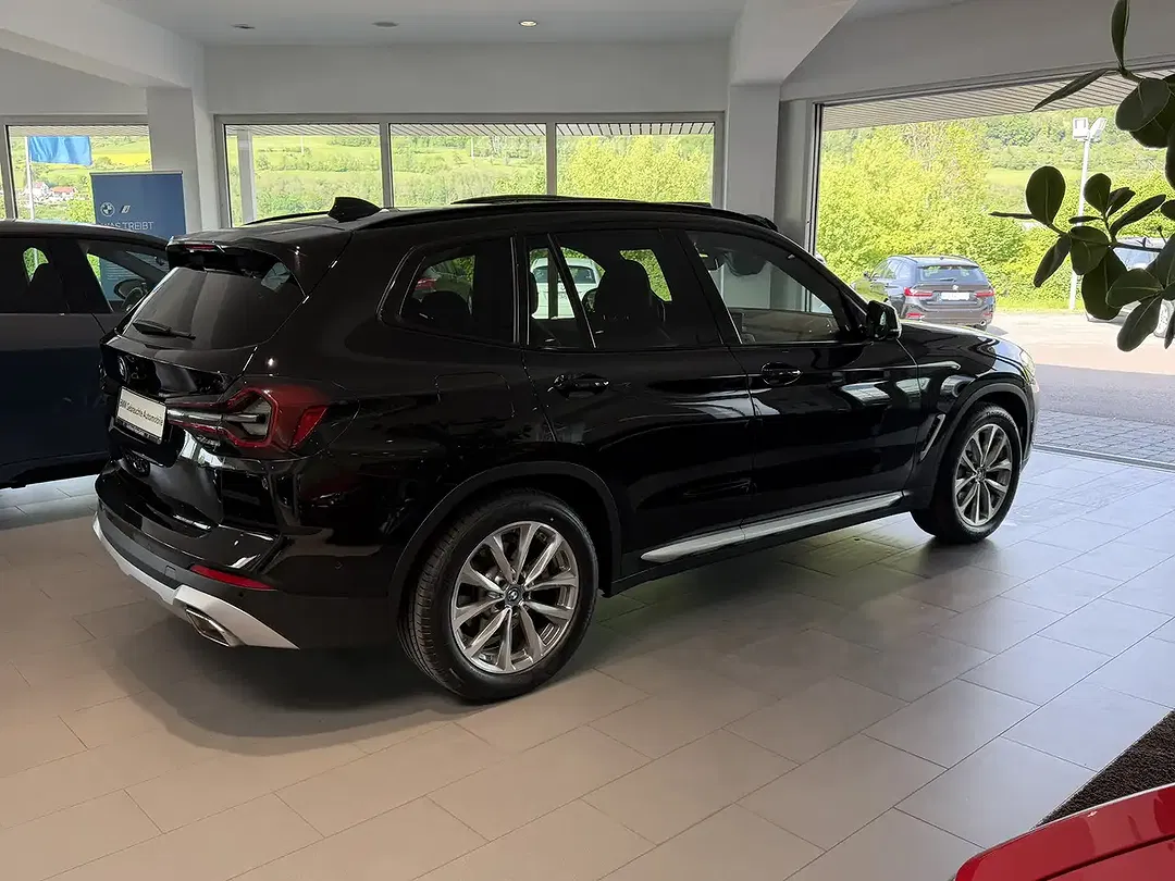 BMW X3 - Thumbnail 17