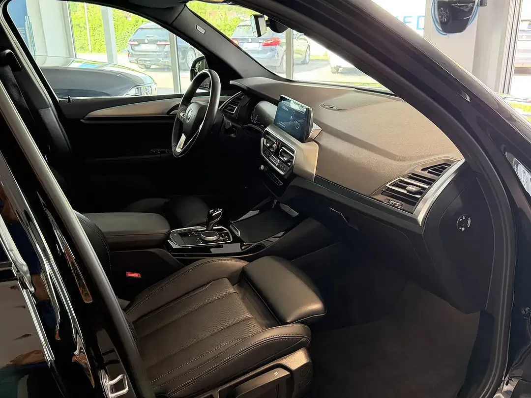 BMW X3 - Thumbnail 18