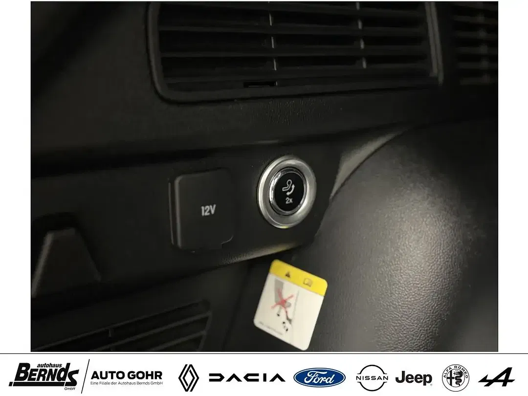Ford Kuga - Thumbnail 7