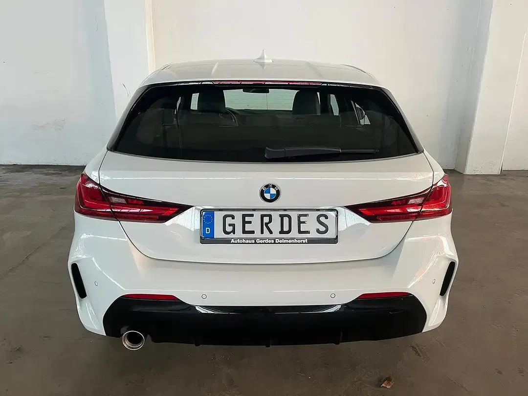 BMW 118 - Thumbnail 10