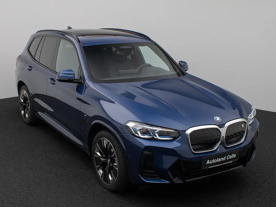 BMW X3 - Thumbnail 3