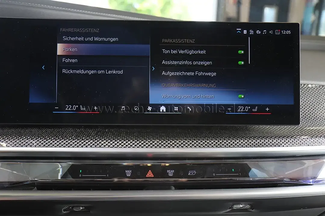 BMW 750 - Thumbnail 16