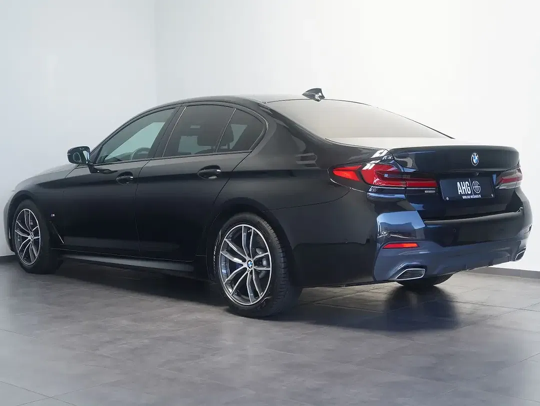 BMW 520 - Thumbnail 3