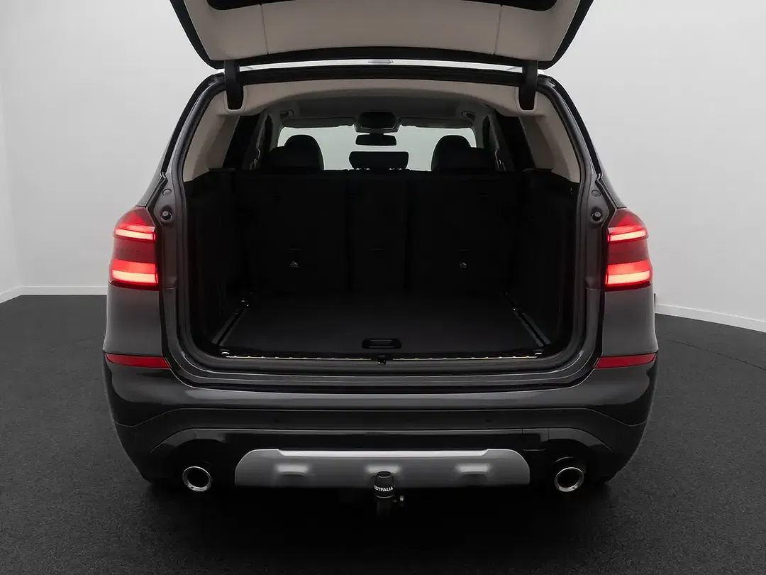 BMW X3 - Thumbnail 13
