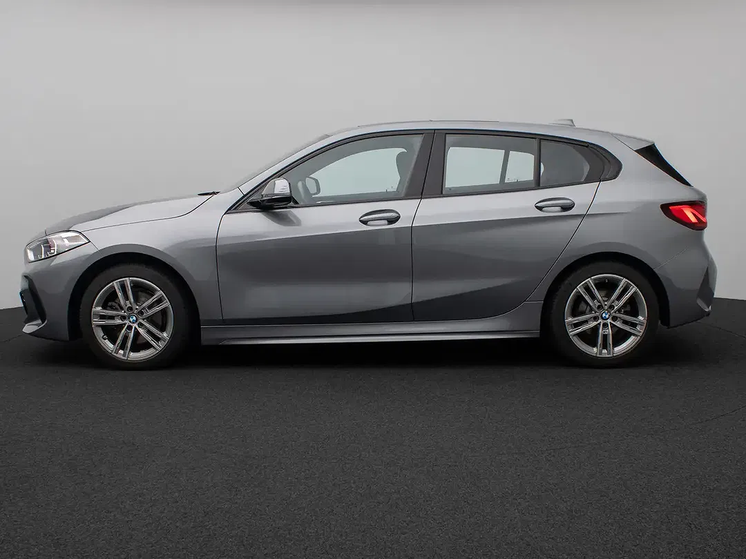 BMW 118 - Thumbnail 11