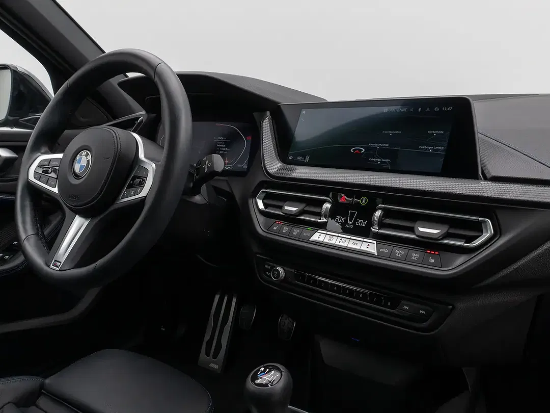 BMW 118 - Thumbnail 37
