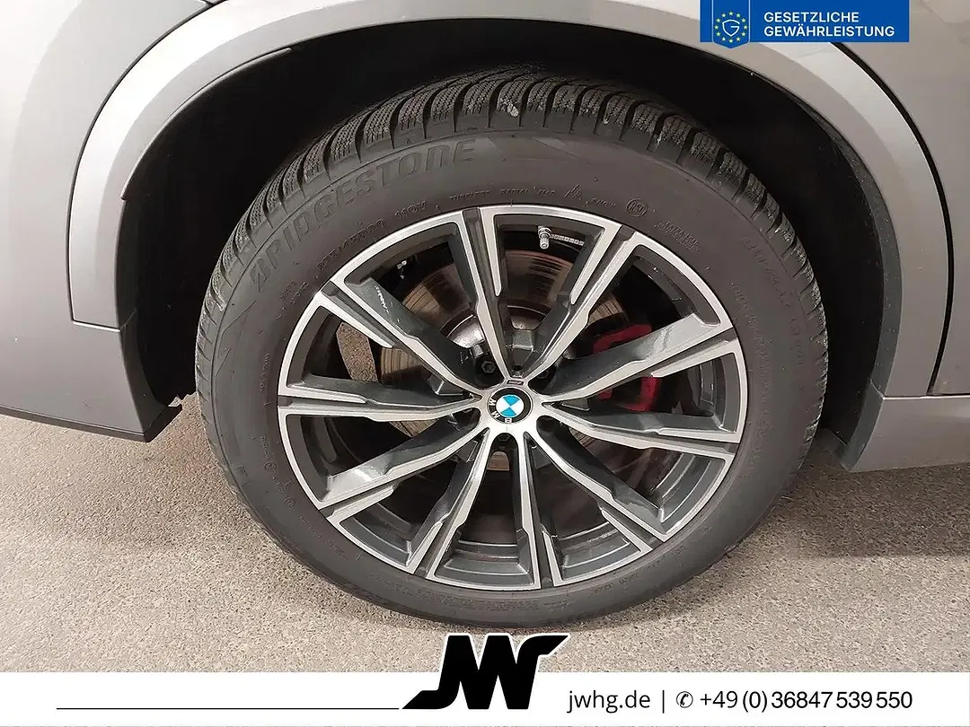 BMW X5 - Thumbnail 10