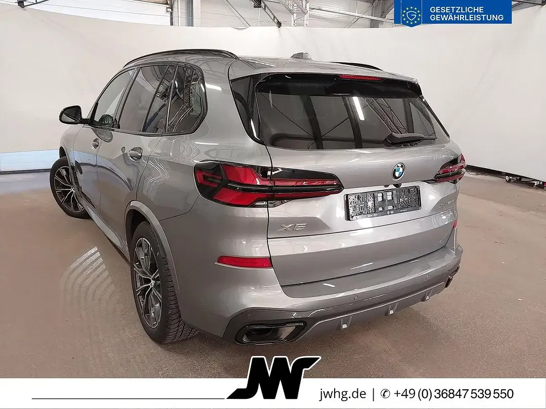 BMW X5 - Thumbnail 3