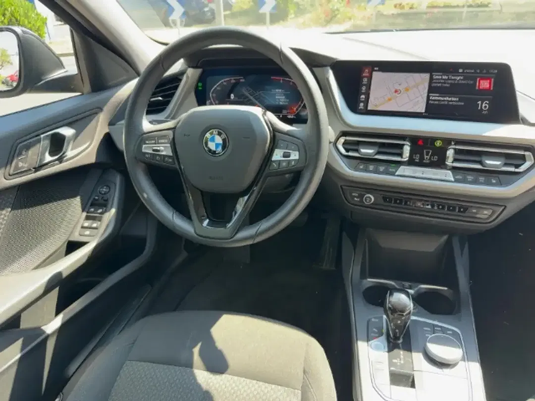 BMW 116 - Thumbnail 8