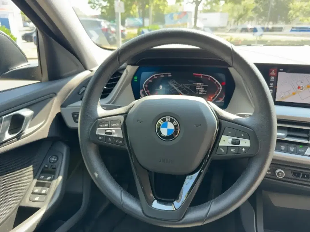 BMW 116 - Thumbnail 9