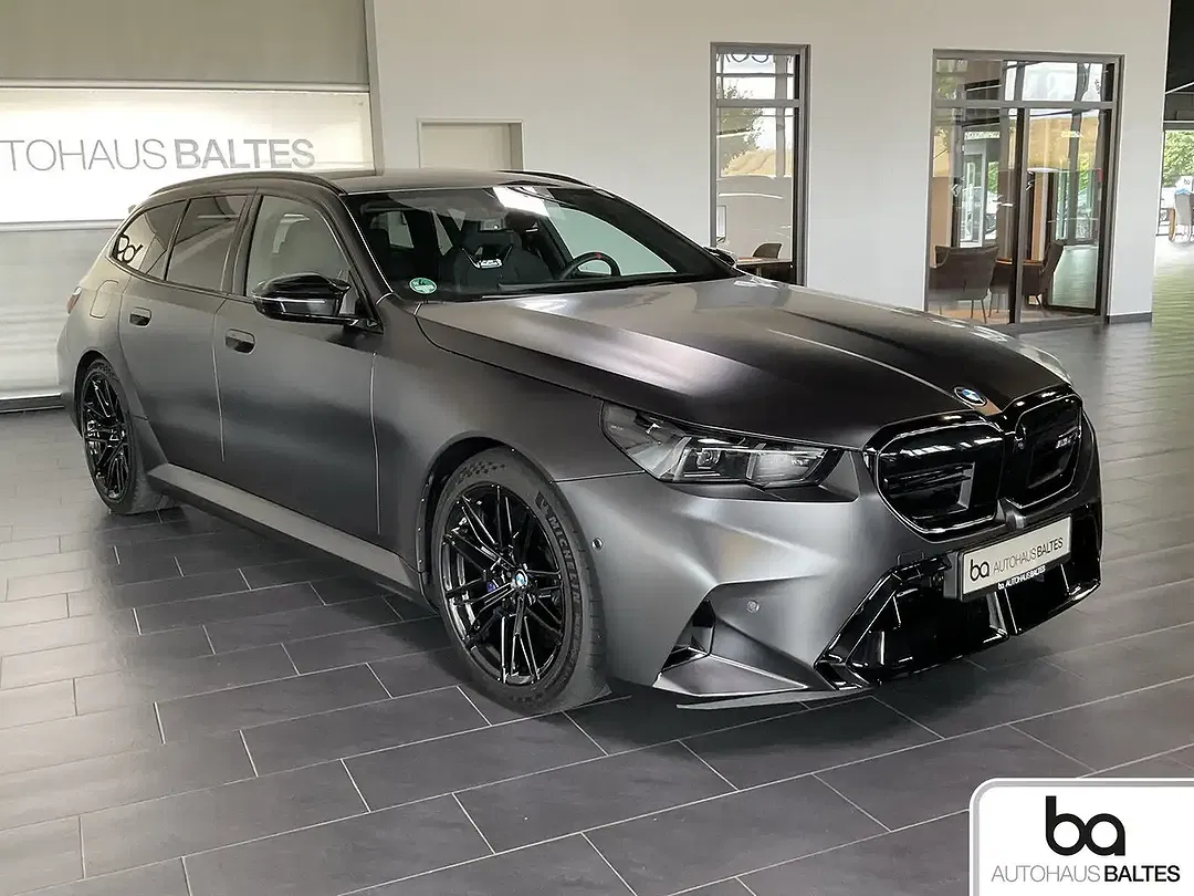 BMW M5 - Thumbnail 5
