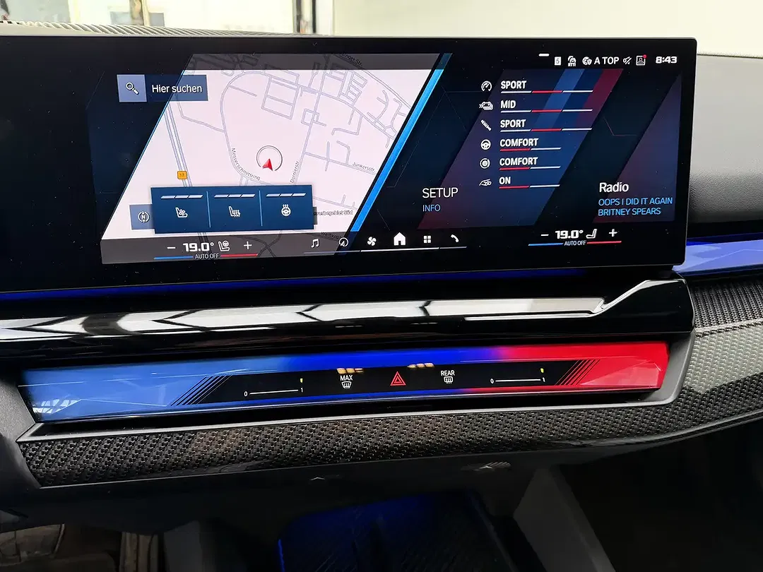 BMW M5 - Thumbnail 11